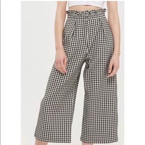 Topshop black and white gingham culottes.Size 10.
